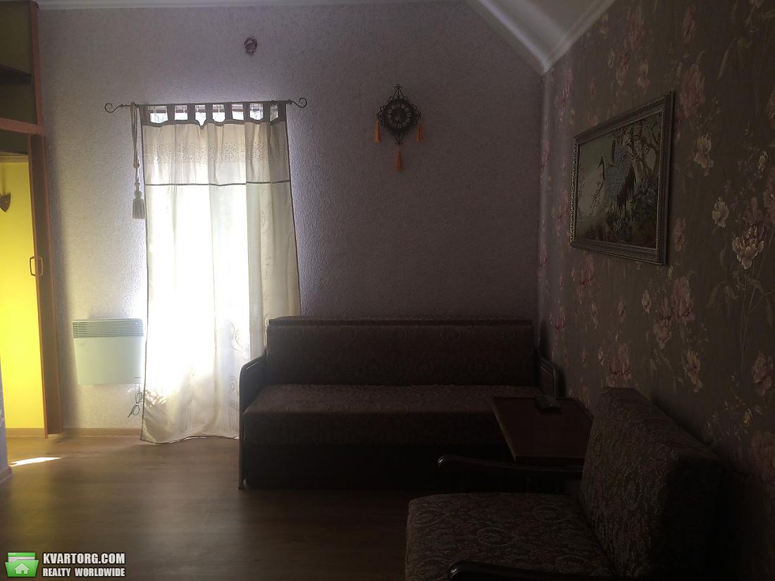 Rent out house. Киев, Садовя — photo 1