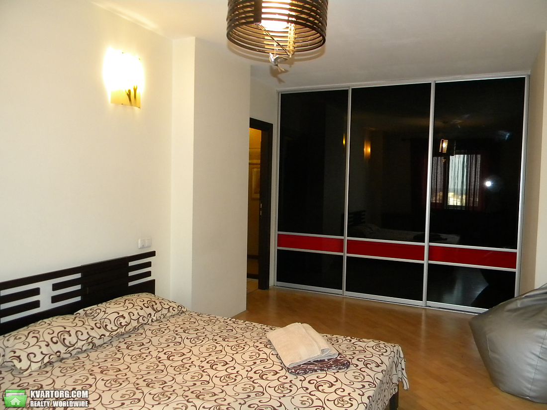 Sell 2-room apartment. Киев, Бульвар Верховного совета — photo 2