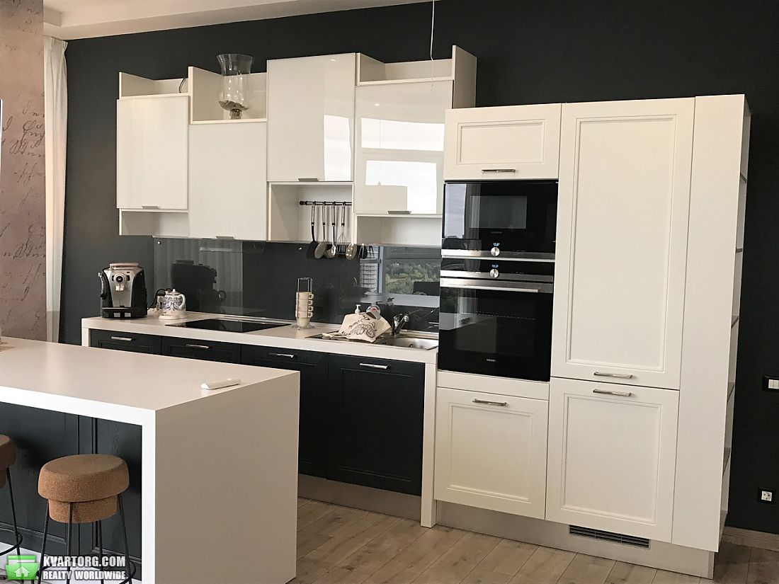 Sell 2-room apartment. Одесса, Французский бульвар — photo 1
