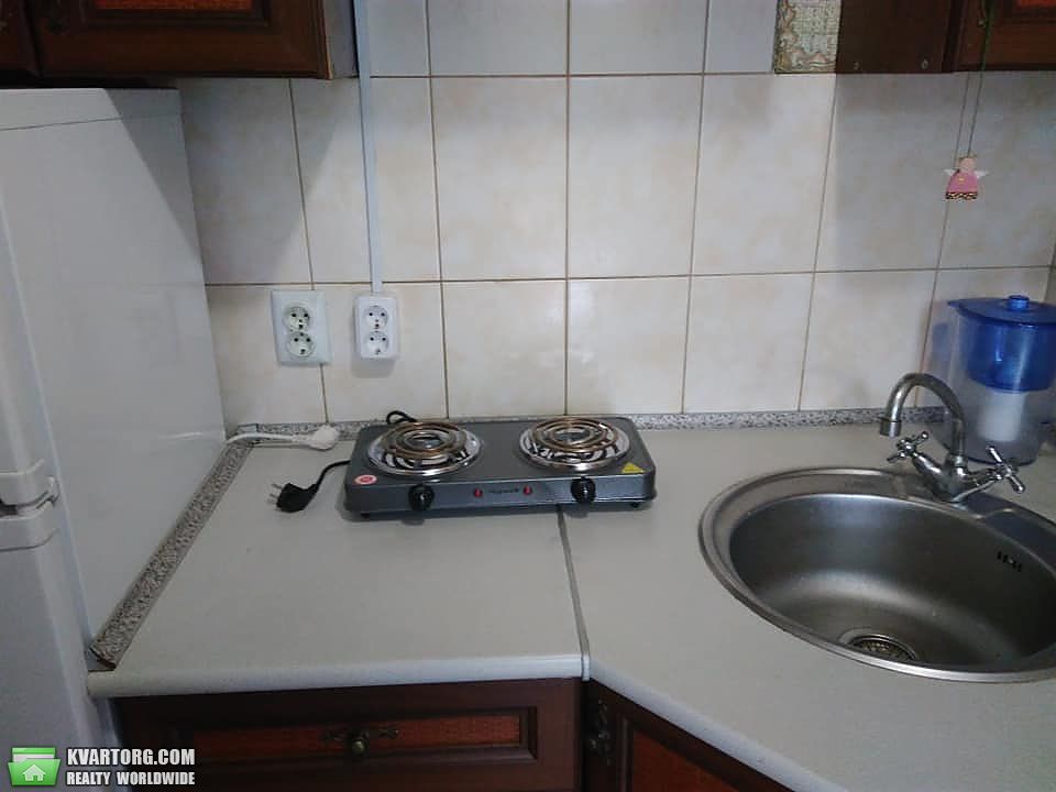 Rent out 1-room apartment. Киев, Университетская — photo 7