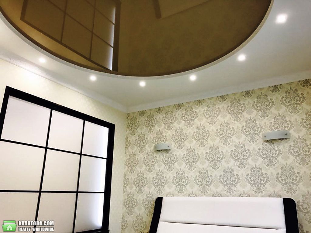 Sell 2-room apartment. Киев,  Пчелки Елены — photo 3