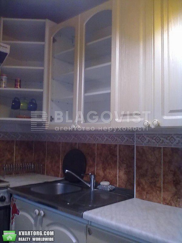 Rent out 3-room apartment. Киев,  Жилянская — photo 5