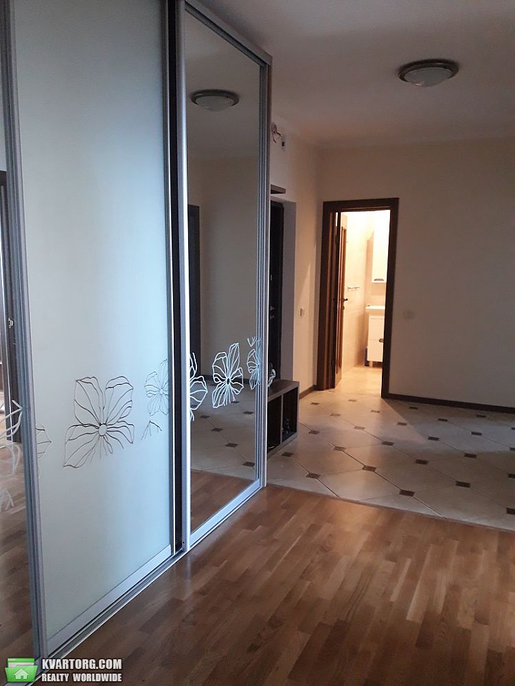 Rent out 2-room apartment. Киев, Максимовича — photo 1