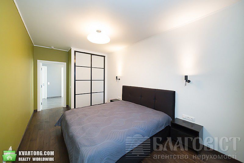 Sell 3-room apartment. Киев,  Феодосийская — photo 1