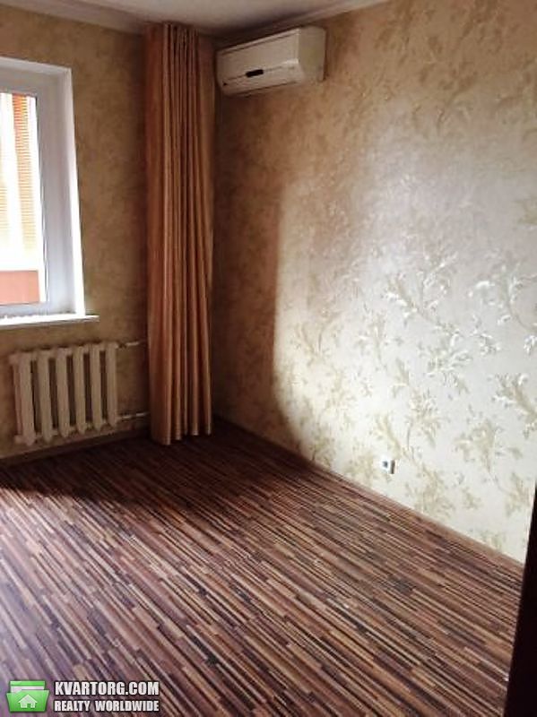 Sell 2-room apartment. Киев,  Крушельницкой — photo 1