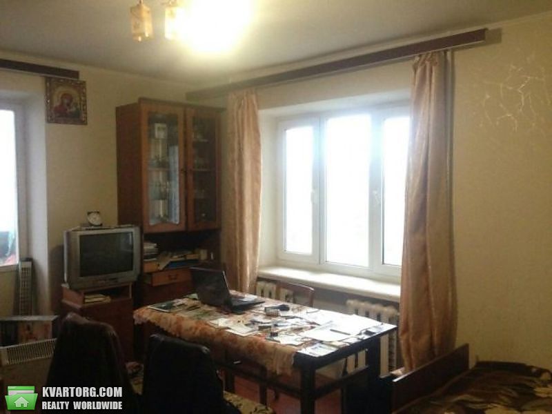 Sell 3-room apartment. Киев,  Астраханская — photo 1