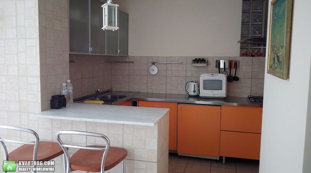 Rent out 5-room apartment. Киев, Малоподвальная — photo 2