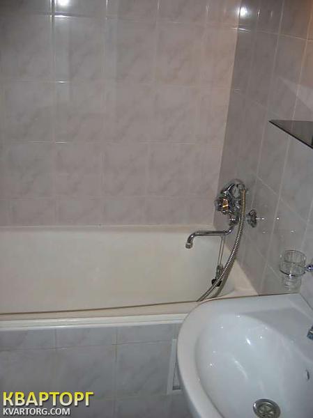 Rent out 2-room apartment. Киев,  Героев Сталинграда пр — photo 8