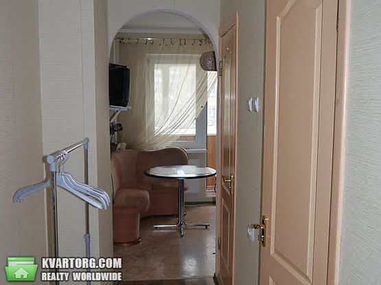 Sell 1-room apartment. Киев,  Никольско-Слободская — photo 3