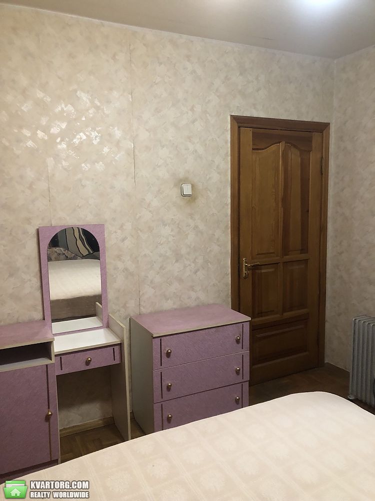 продам 4-комнатную квартиру Киев, ул. Ахматовой 13а - Фото 2