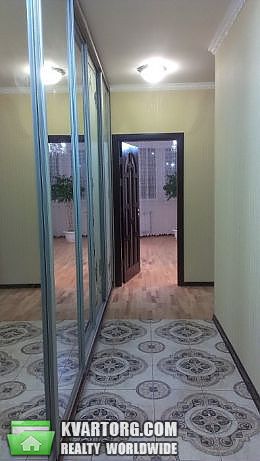 Rent out 2-room apartment. Киев,  Чавдар — photo 10