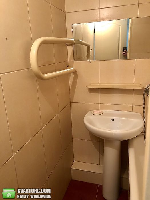 Sell 1-room apartment. Киев,  Оболонская пл — photo 10