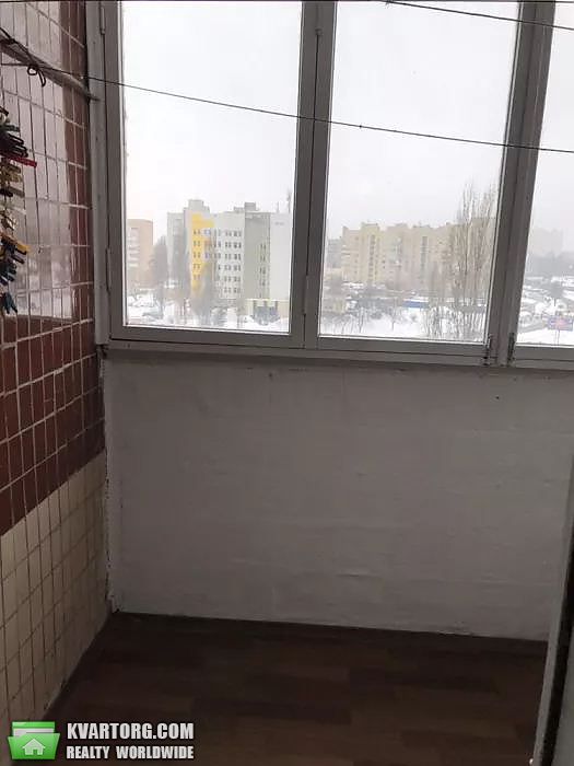 Rent out 2-room apartment. Киев, Симиренко — photo 2