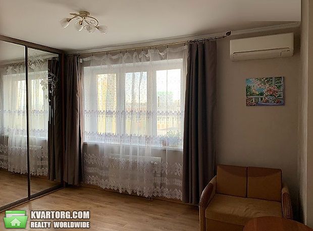 Sell 2-room apartment. Киев,  Моторный пер — photo 3