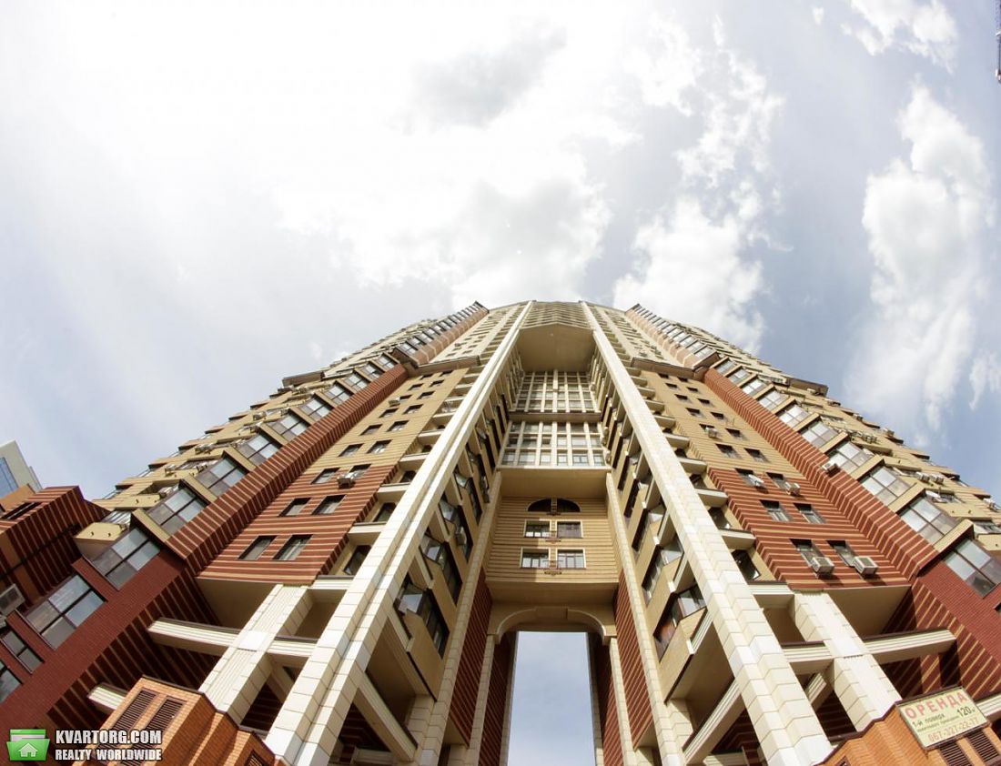 продам 4-комнатную квартиру. Киев,   Соломенская - фото 1