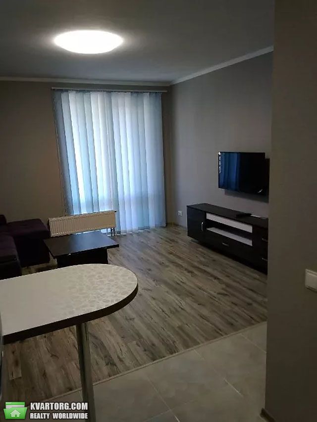 Rent out 1-room apartment. Киев, Шолуденко — photo 2