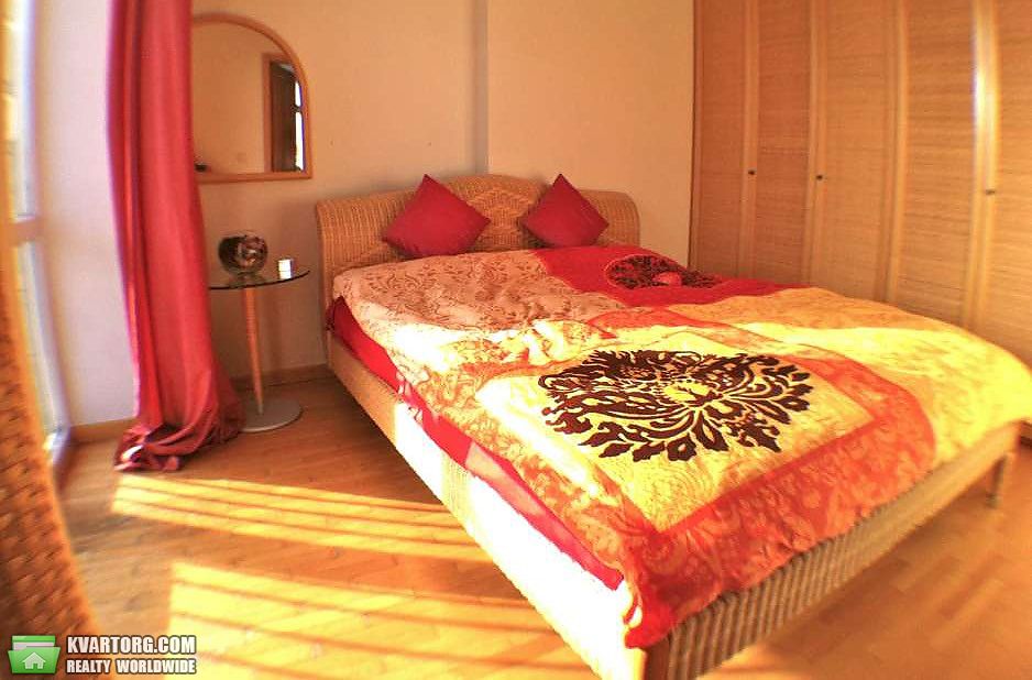 Rent out 2-room apartment. Киев,  Крещатик — photo 5