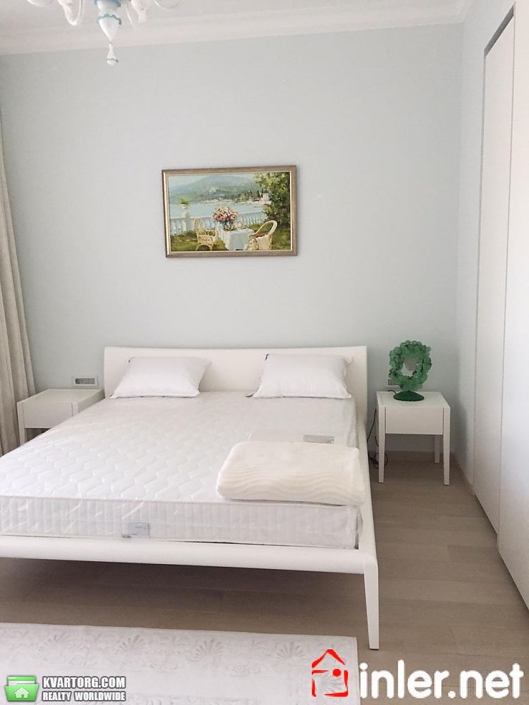 Rent out 4-room apartment. Одесса, Генуэзская — photo 2