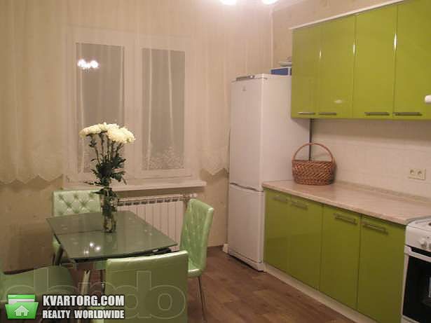 Rent out 2-room apartment. Киев,  Чавдар — photo 2