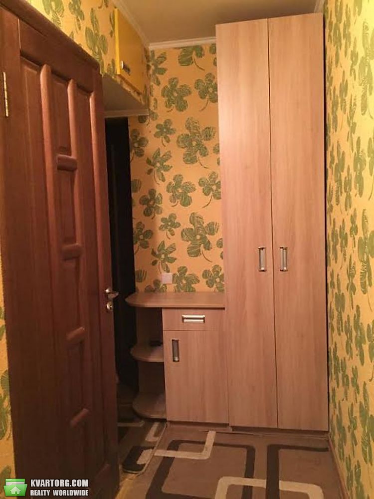 Rent out 2-room apartment. Киев,  Донца — photo 9