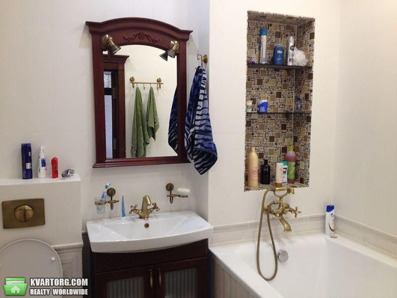 Rent out 3-room apartment. Киев,  Жилянская — photo 8