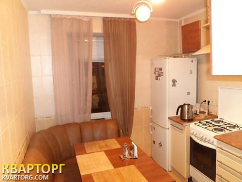 Rent out 2-room apartment. Киев,  Агрегатная — photo 1