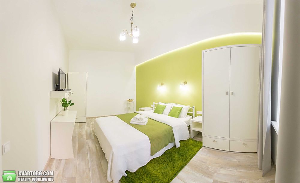 Rent out 2-room apartment. Киев,  Бассейная — photo 4