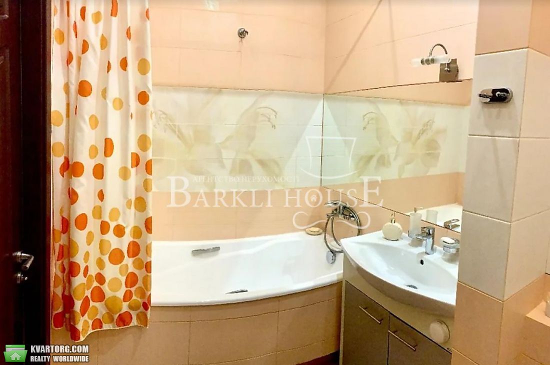 Rent out 2-room apartment. Киев,  Полтавская — photo 9