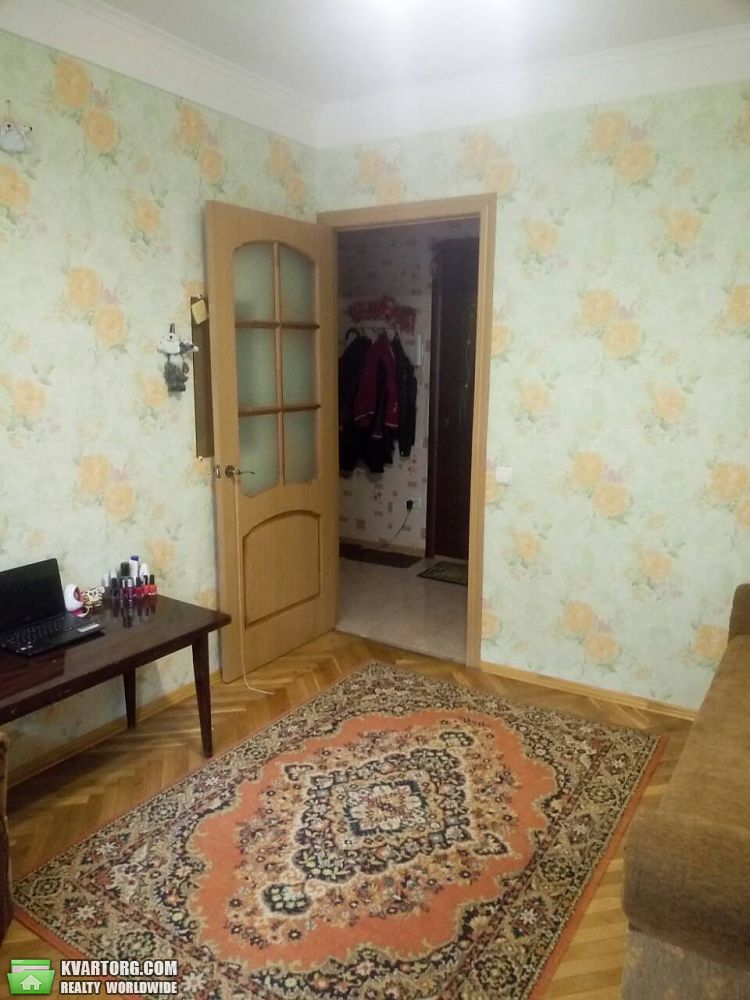 Rent out 2-room apartment. Киев,  Чернобыльская — photo 9