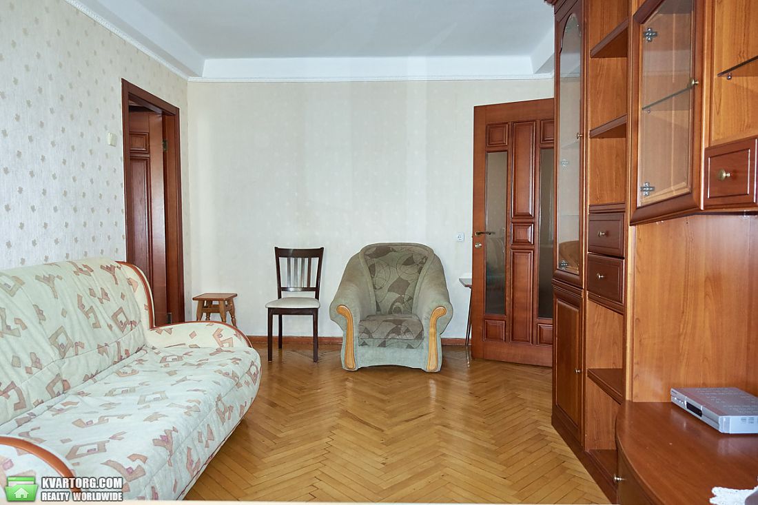 Rent out 2-room apartment. Киев,  Леси Украинки бул — photo 3
