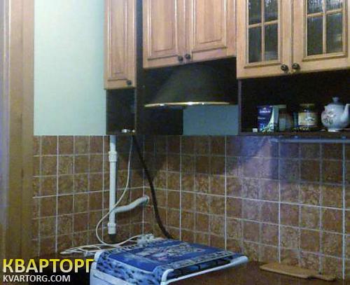 Rent out 3-room apartment. Киев, Воссоединения пр — photo 8