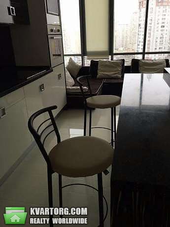 Rent out 3-room apartment. Киев,  Днепровская наб — photo 4
