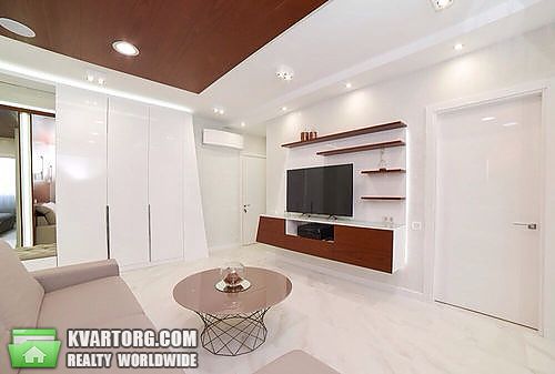 Rent out 4-room apartment. Киев,  Драгомирова — photo 7