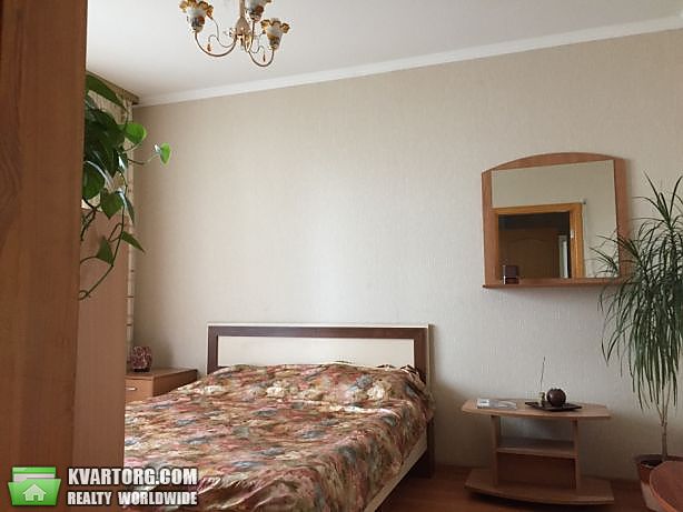 Rent out 3-room apartment. Киев,  Харьковское шоссе — photo 4