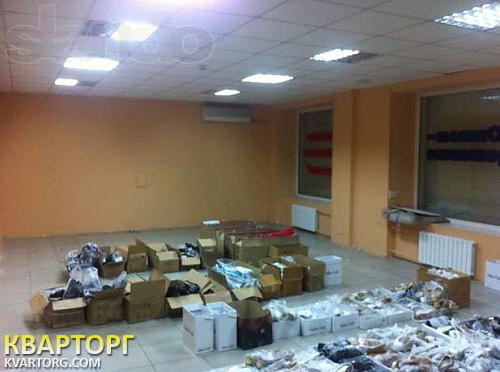 Rent out shop. Киев, Ольжича — photo 3