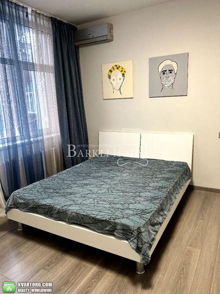 Rent out 3-room apartment. Киев,  Глубочицкая — photo 4