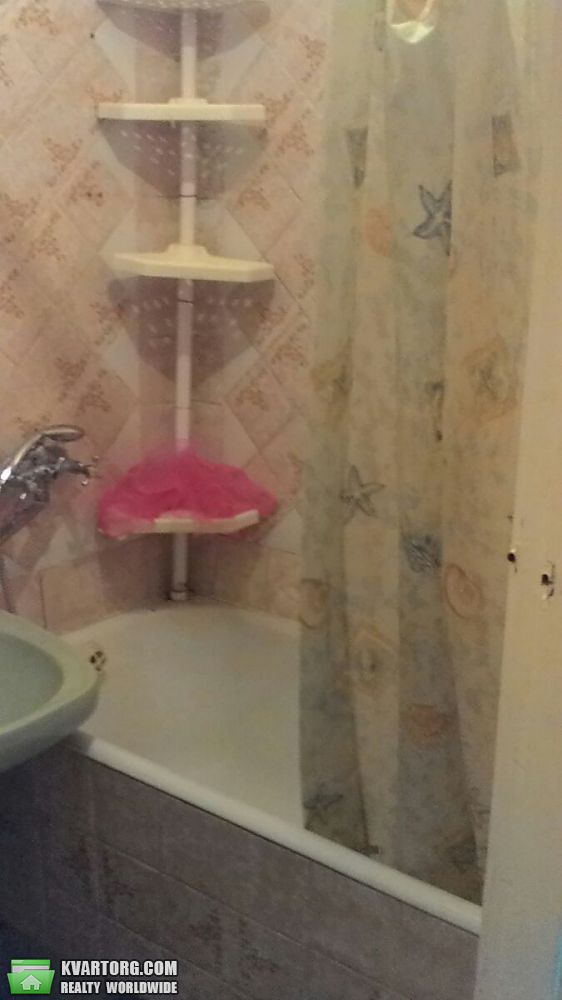 Rent out 2-room apartment. Киев,  Василевской — photo 3