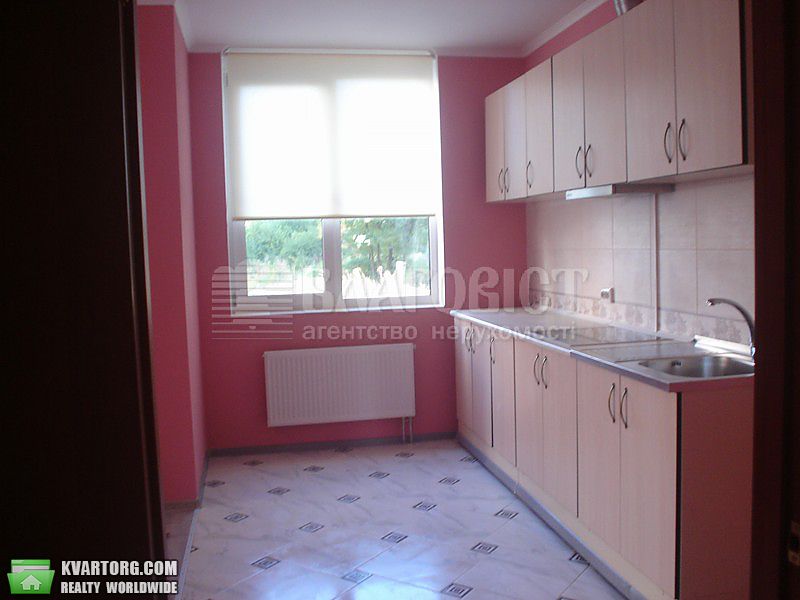 Rent out 3-room apartment. Киев,  Ломоносова — photo 3