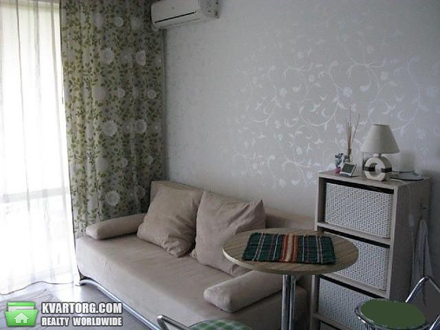 Rent out 1-room apartment. Киев,  Героев Сталинграда пр — photo 1