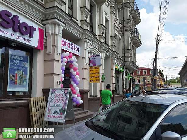 Rent out shop. Киев,  Нижний Вал — photo 1