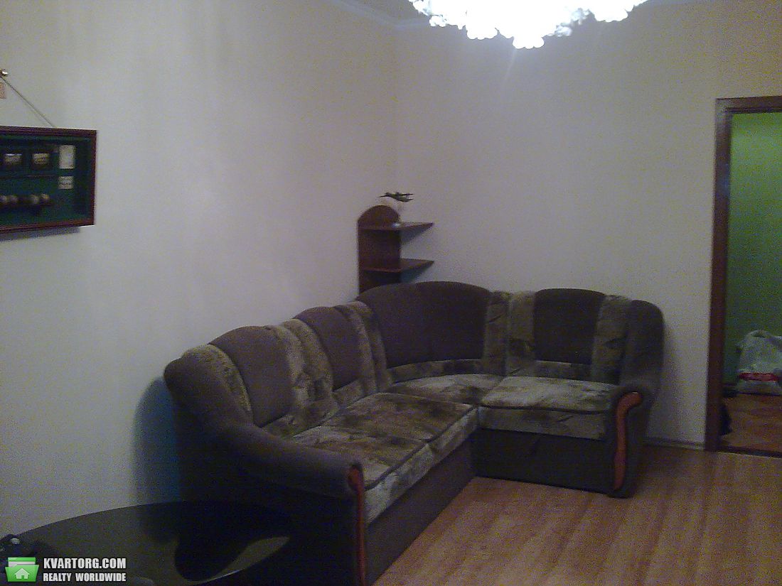 Rent out 1-room apartment. Киев, Голего — photo 4