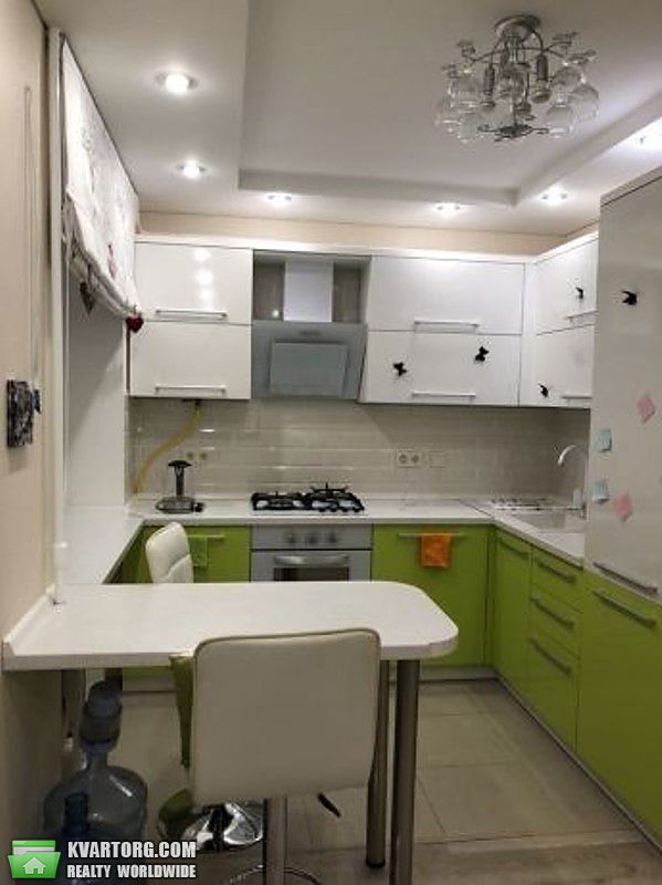 Sell 2-room apartment. Киев,  Жукова — photo 4