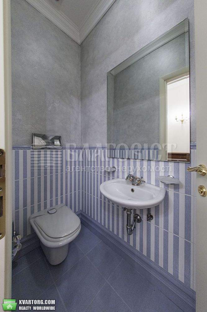 Rent out 4-room apartment. Киев,  Банковая — photo 9