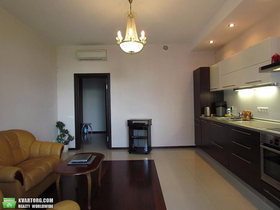 Sell 2-room apartment. Киев,  Гончара — photo 2