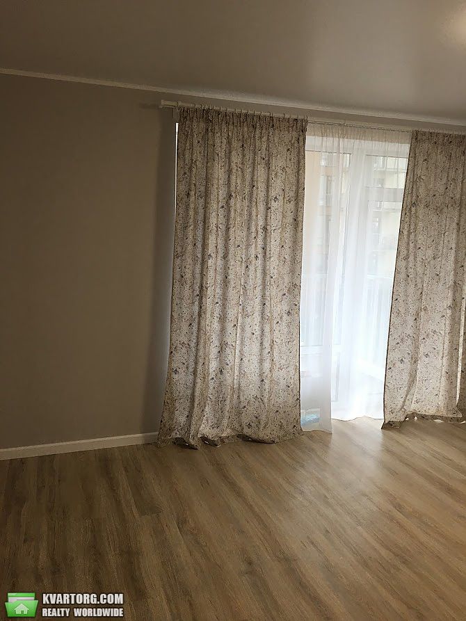 Rent out 2-room apartment. Киев, Сергея Данченко — photo 2