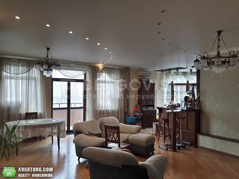 Sell 3-room apartment. Киев,  Щорса — photo 1
