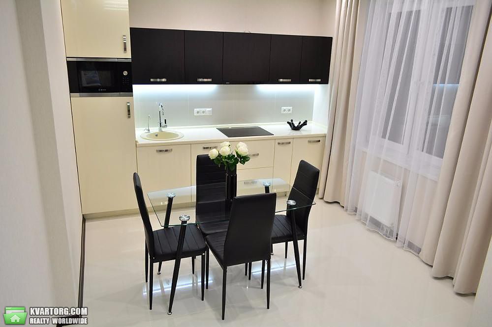 Rent out 1-room apartment. Киев,  Златоустовская — photo 3