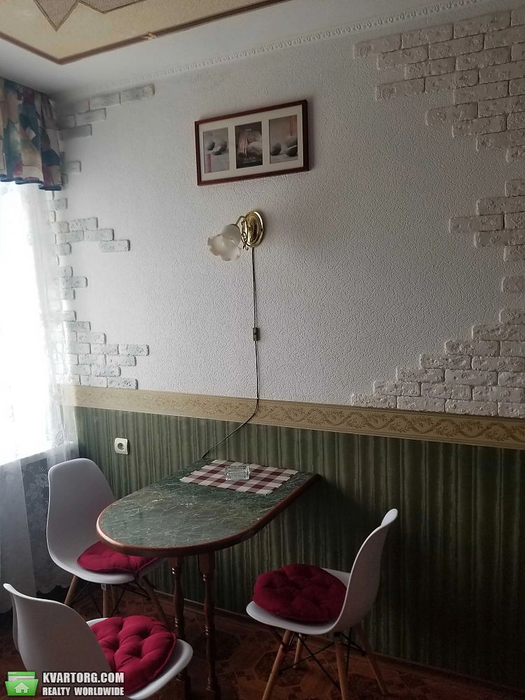 Rent out 3-room apartment. Киев, Алмазова — photo 9