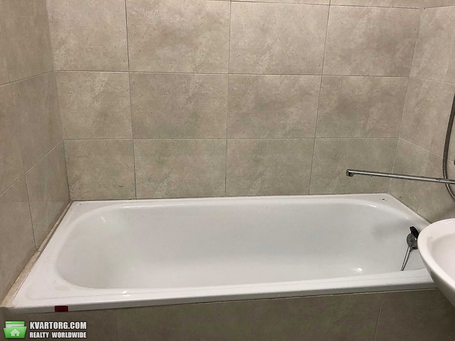 Sell 1-room apartment. Киев,  Новомостицкая — photo 7
