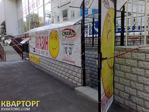 Rent out shop. Киев,  Макеевская — photo 1